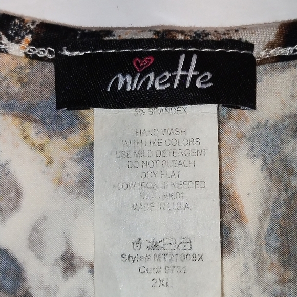 Minette animal print high low scoop neck no sleeves high low duster Size: 2XL - Picture 4 of 4